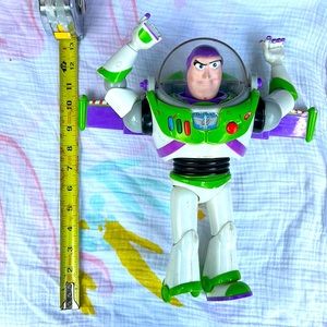 Buzz toy